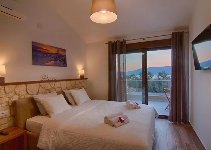 Tatil Evi Laura Mit Blick Auf Wasser By Interhome