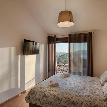 Tatil Evi Laura Mit Blick Auf Wasser By Interhome Pinezići