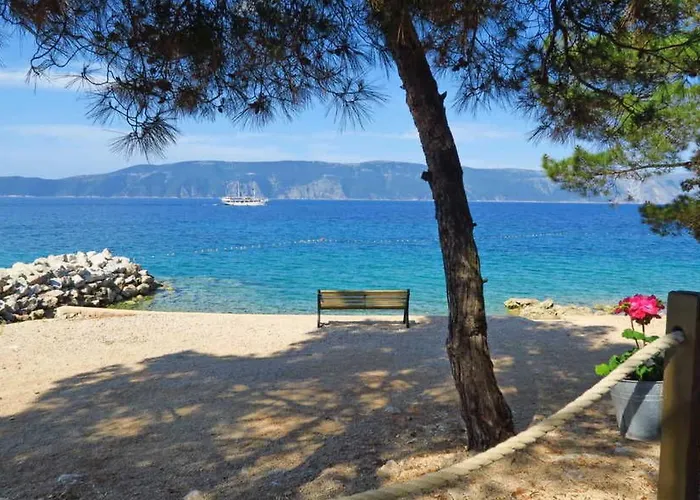 Holiday home Laura Mit Blick Auf Wasser By Interhome Pinezici (Krk)