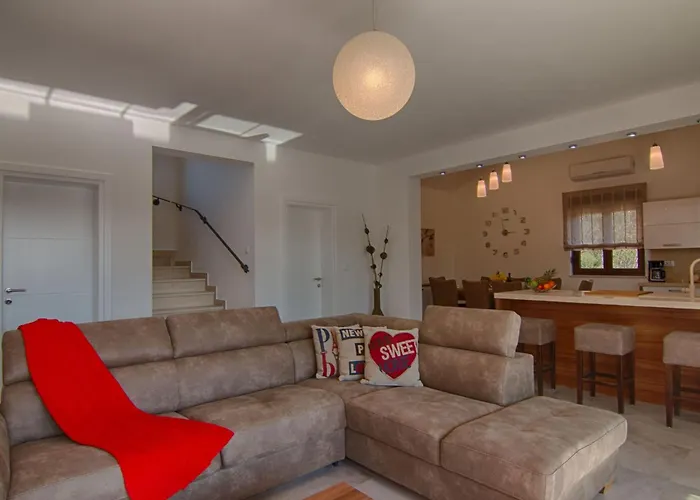 Laura Mit Blick Auf Wasser By Interhome Holiday home