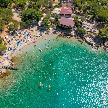 度假居 Laura Mit Blick Auf Wasser By Interhome Pinezići
